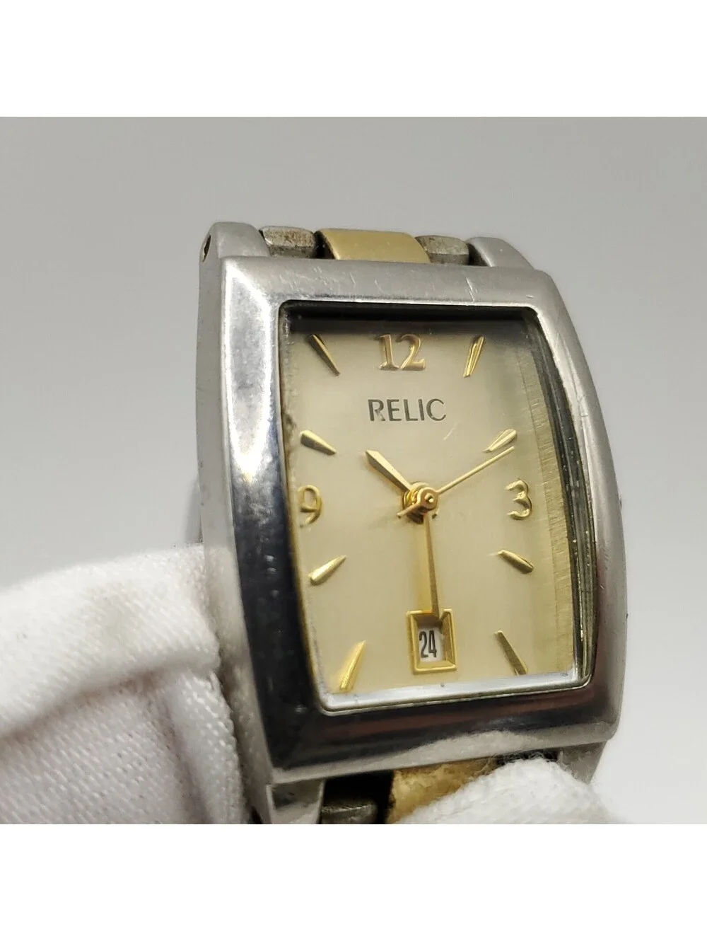 Relic By Fossil Square Womens Watch 22mm Gold Date Dial New Battery